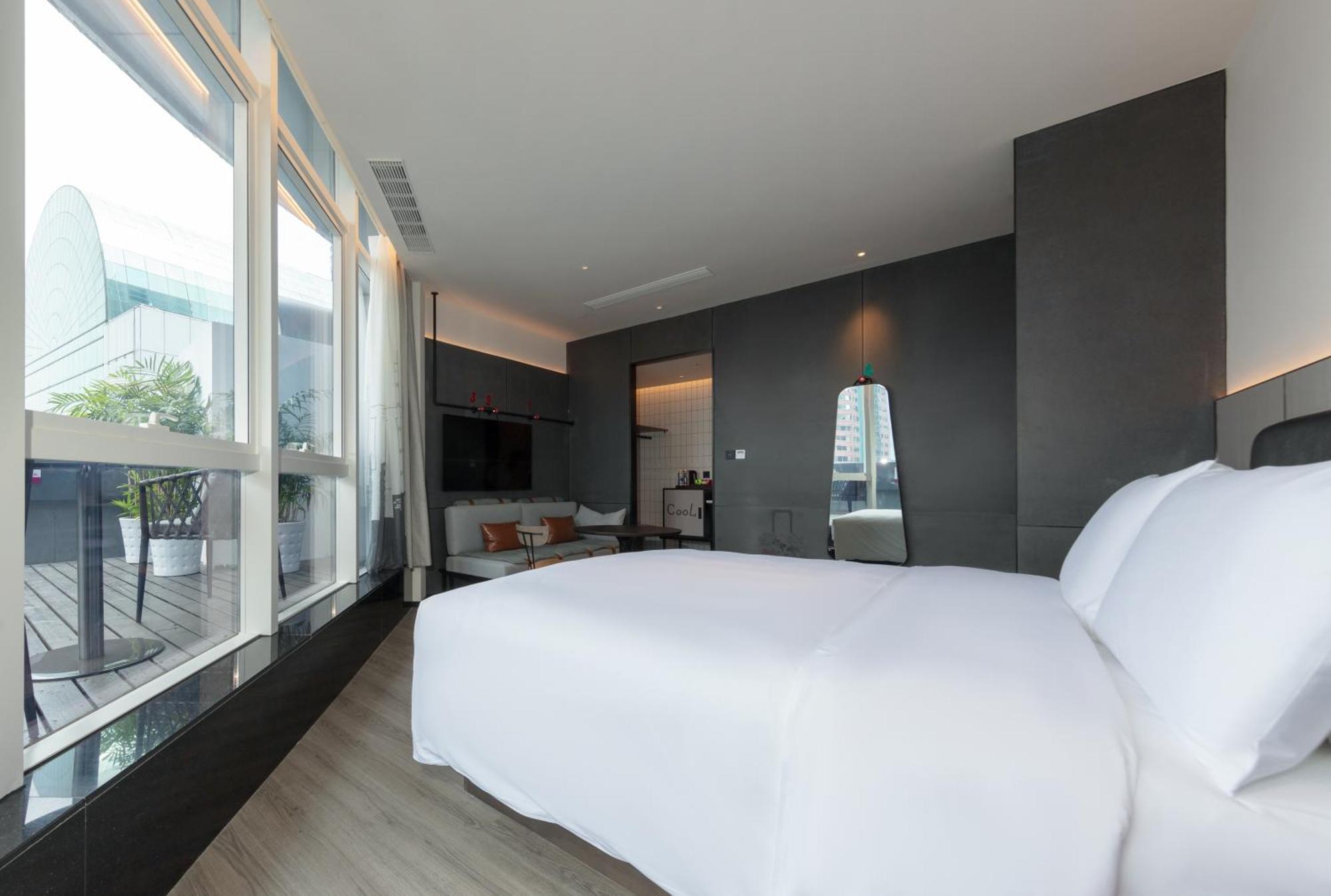 Moxy Chongqing Hotel Екстериор снимка
