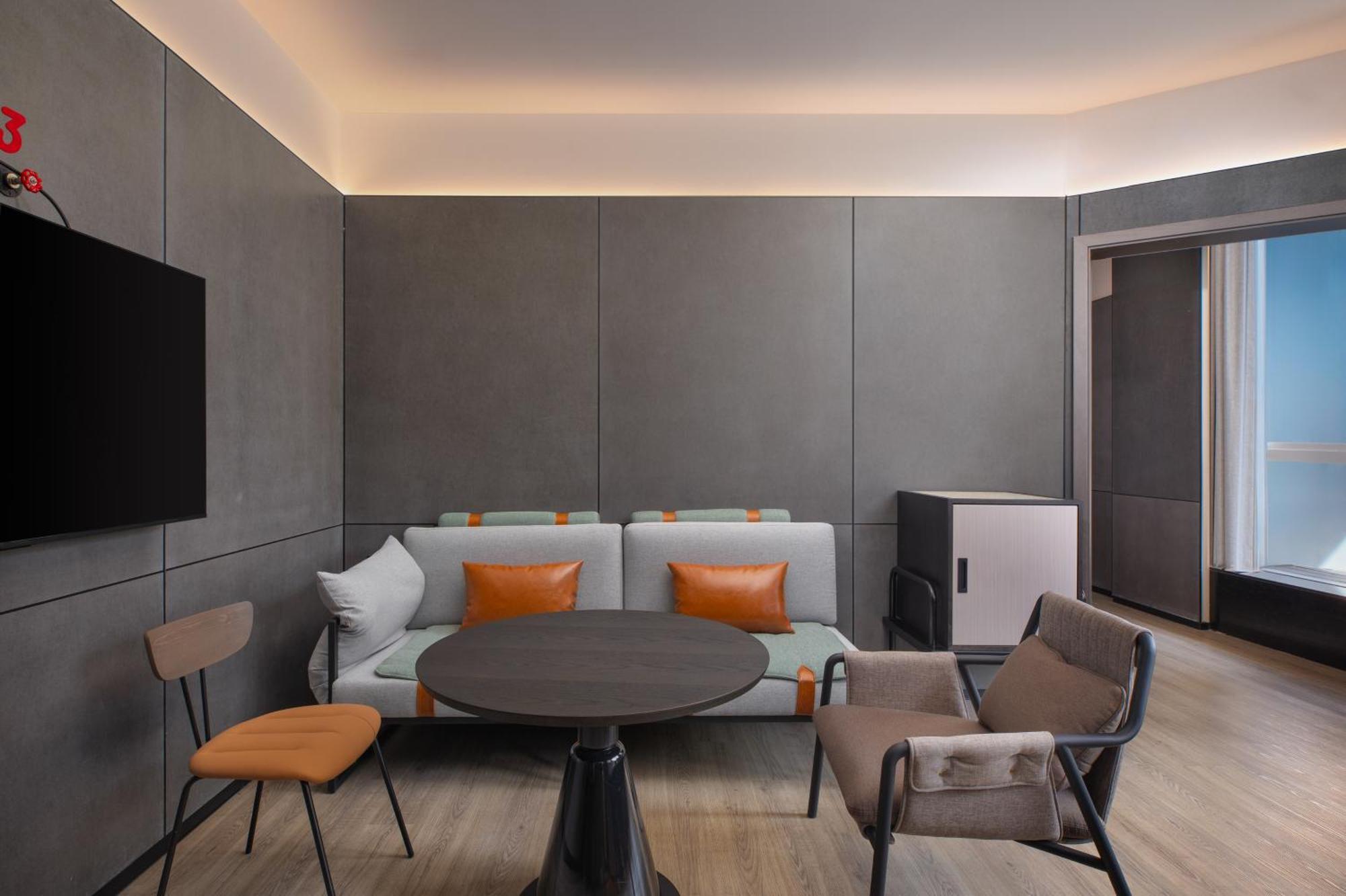 Moxy Chongqing Hotel Екстериор снимка