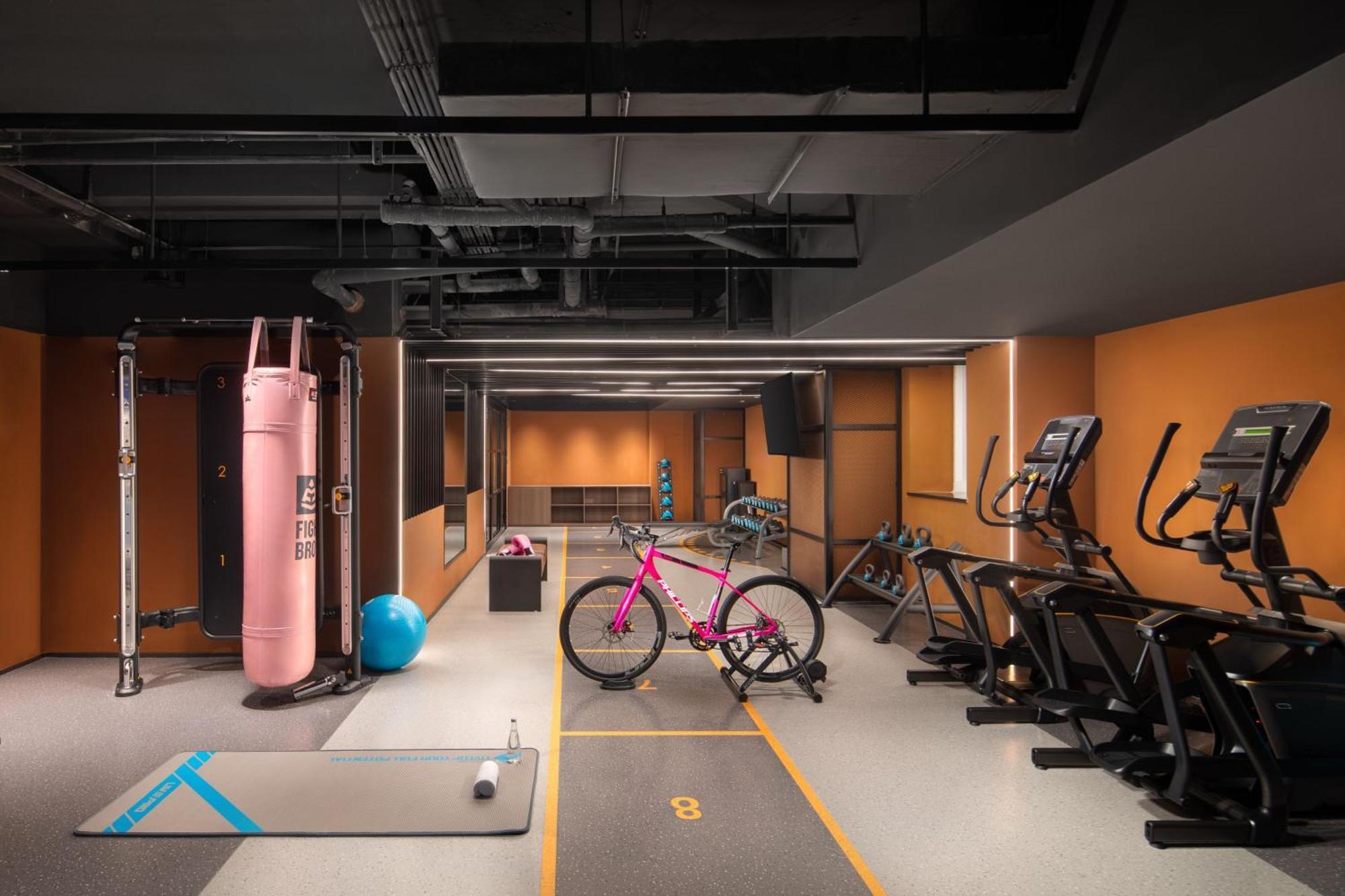 Moxy Chongqing Hotel Екстериор снимка