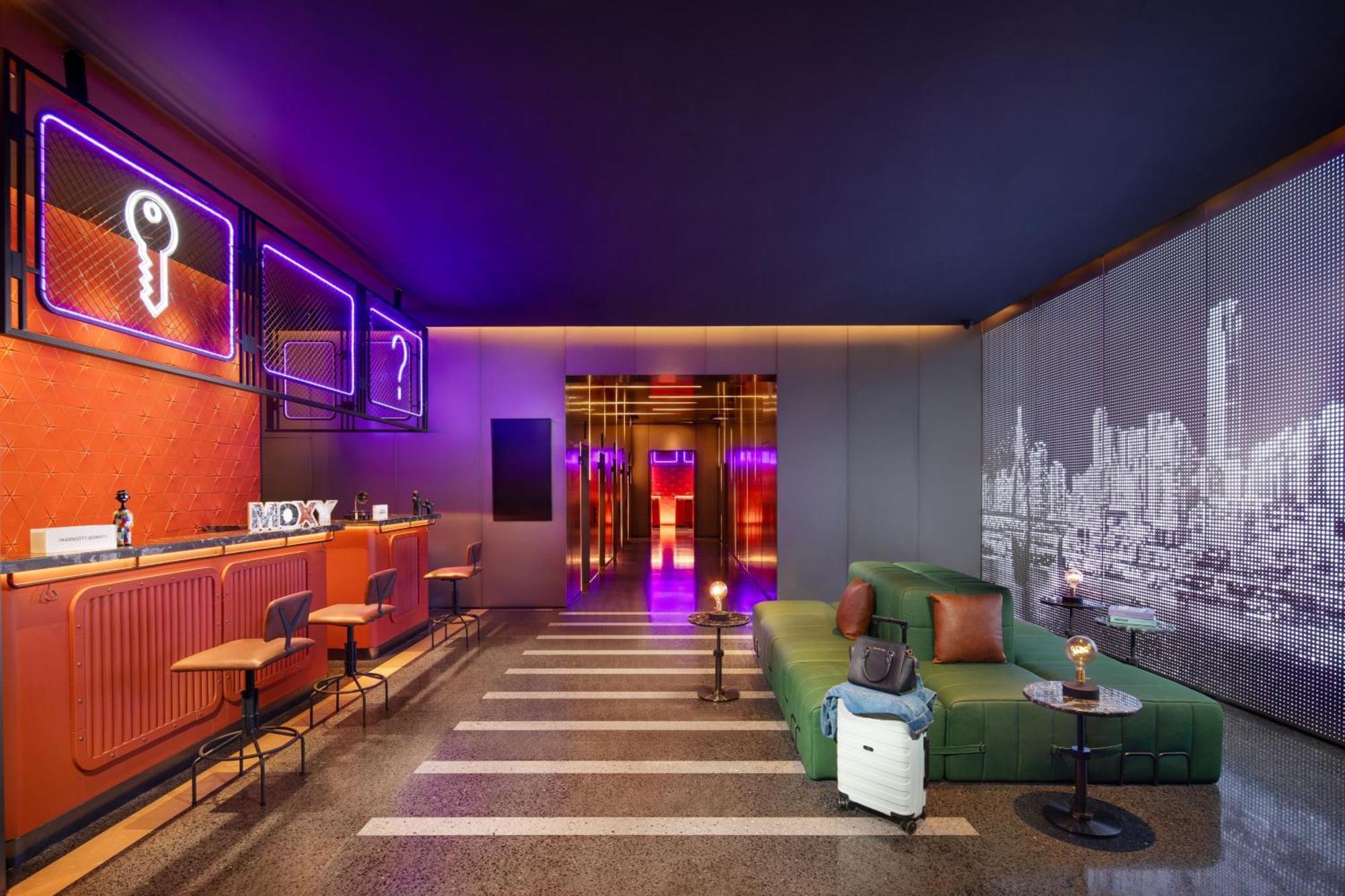 Moxy Chongqing Hotel Екстериор снимка