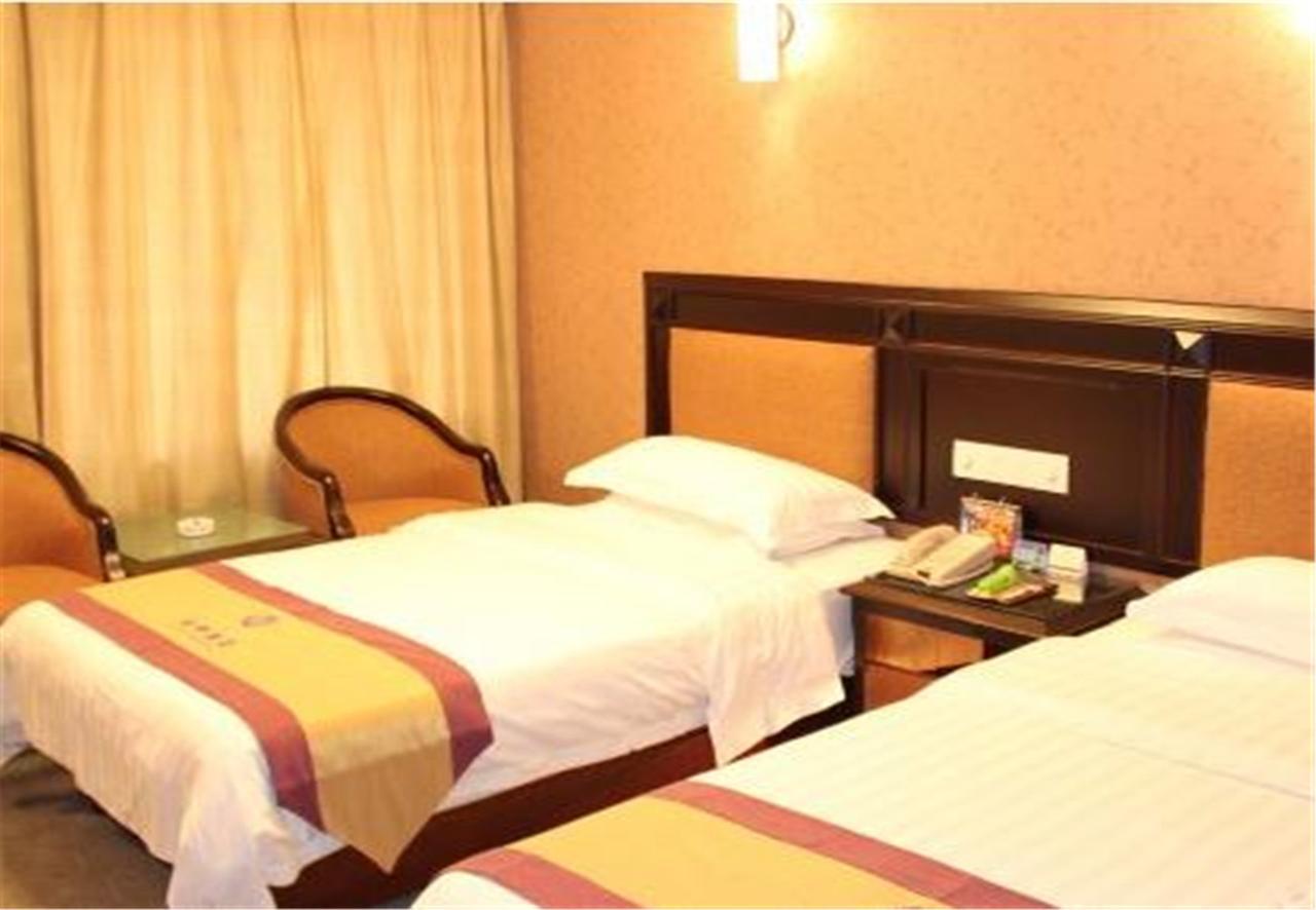Moxy Chongqing Hotel Екстериор снимка